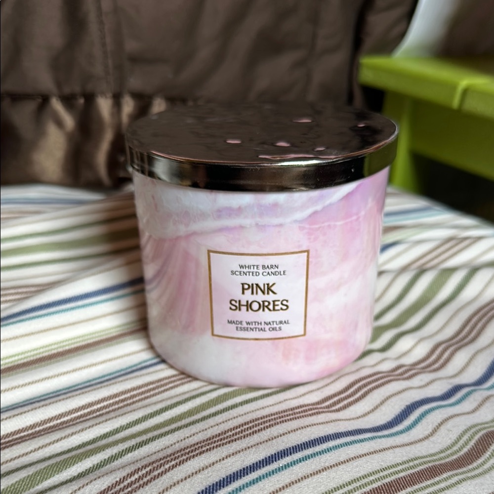 White Barn Pink Shores 3 Wick Candle